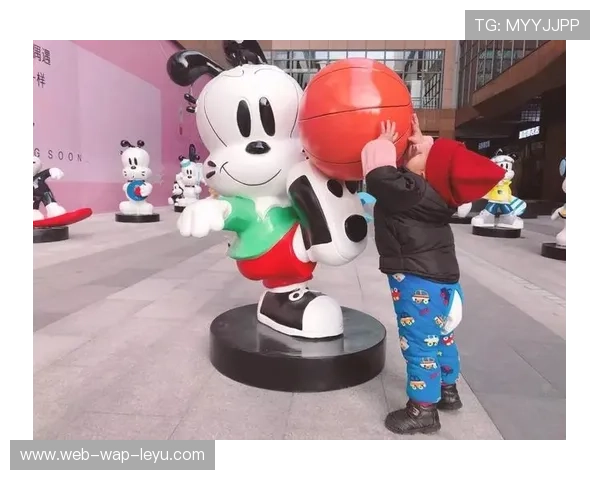 欧冠主题球迷文化活动兴起，多特黄墙成打卡圣地